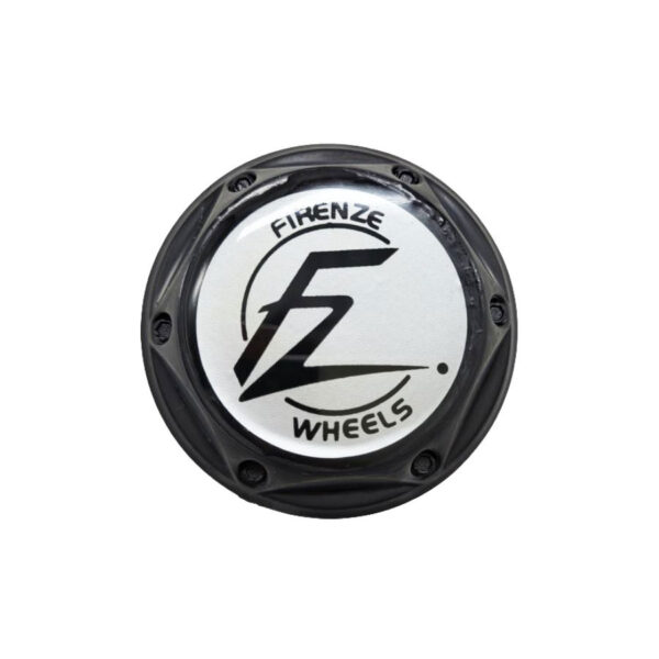 Tapa Rin Firenze Negra Resina Wheels Logo Negro Fondo Plata 50mm
